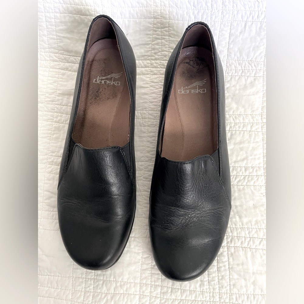 Dansko flats, size 40